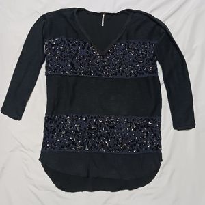 Free People Black Purple Leopard Sequin Oversize V Neck Sweater Sz. Med